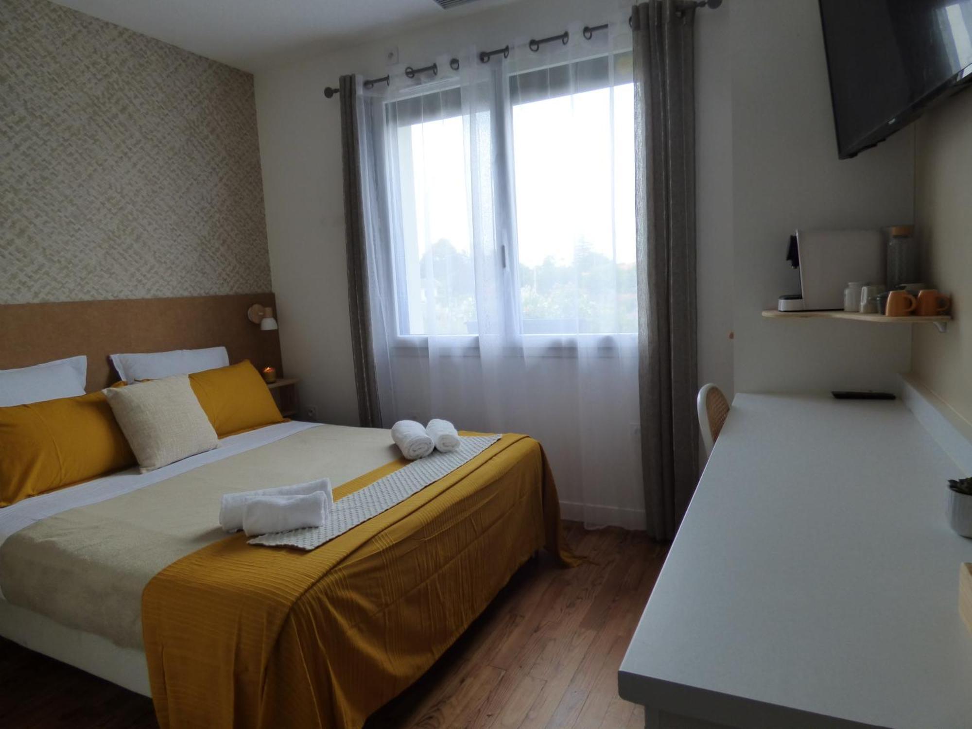 "Les Logis D'Argent" Chambre D'Hote Avec Wc, Sdb, Tv, Wifi, Option Petit Dejeuner , Parking มีมีซ็อง ภายนอก รูปภาพ