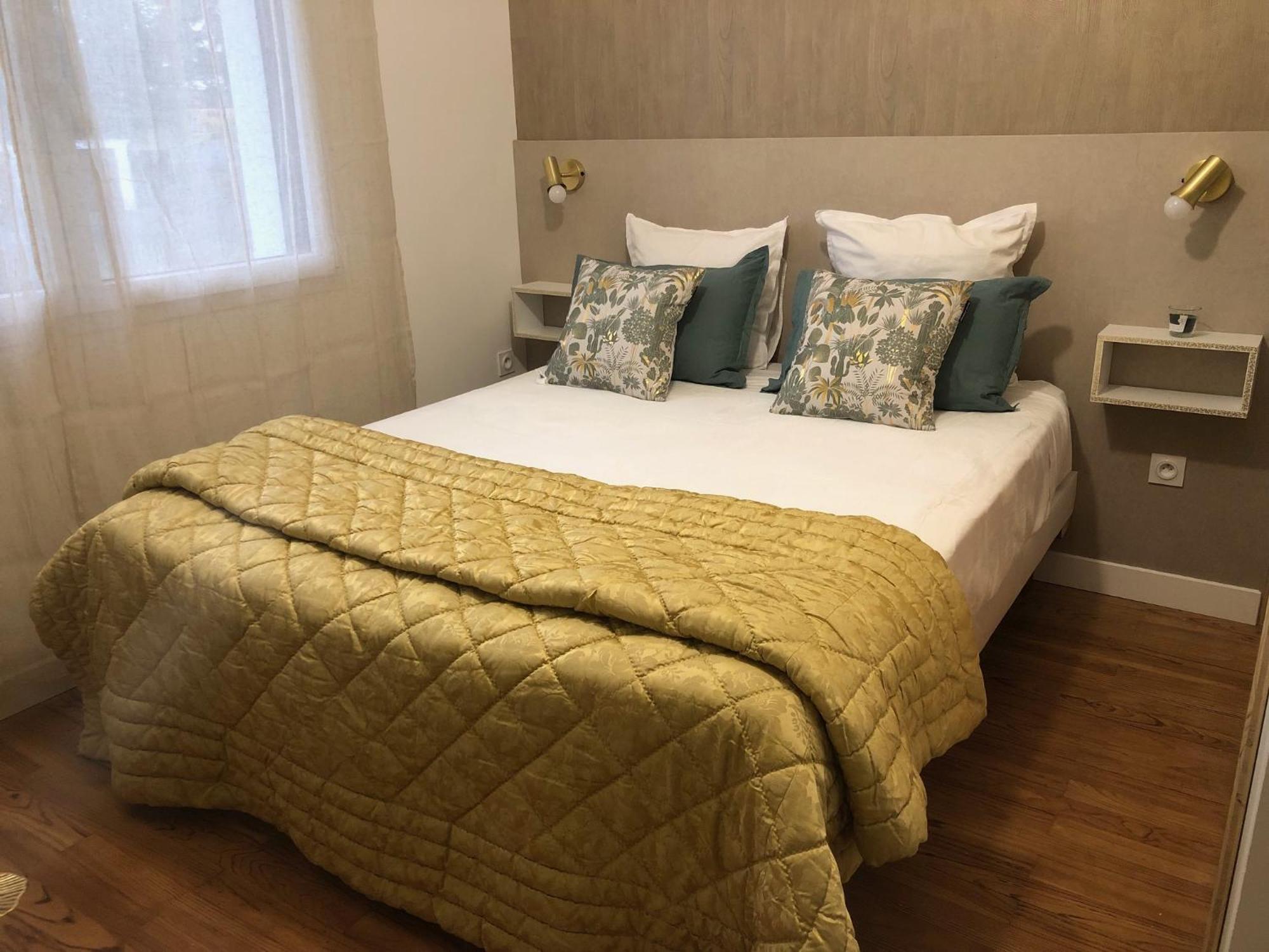 "Les Logis D'Argent" Chambre D'Hote Avec Wc, Sdb, Tv, Wifi, Option Petit Dejeuner , Parking มีมีซ็อง ภายนอก รูปภาพ